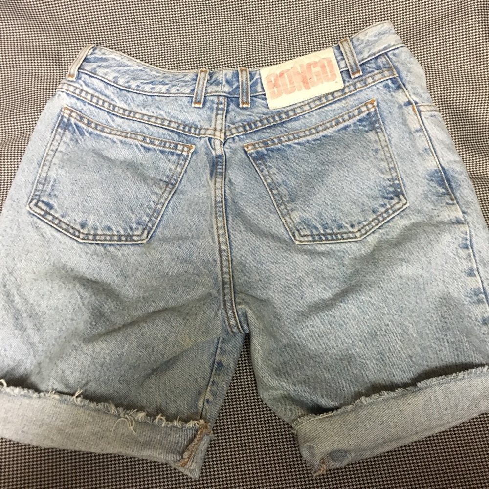👄 VTG Bongo cut off shorts 👄